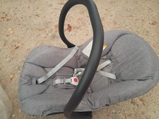 Tris carrozzina neonato più seggiolone per pappa condizione come nuovo. 