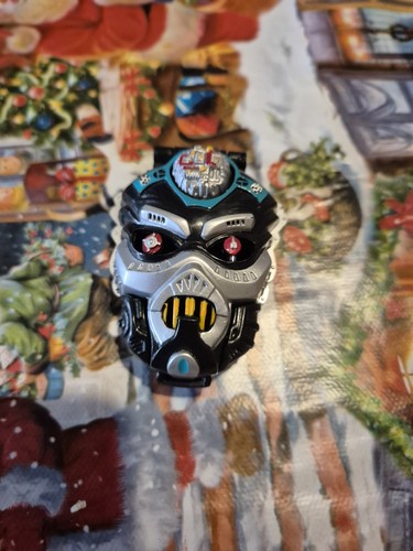 Mighty max against droid - mighty,