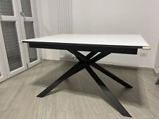 tavolo allungabile moderno