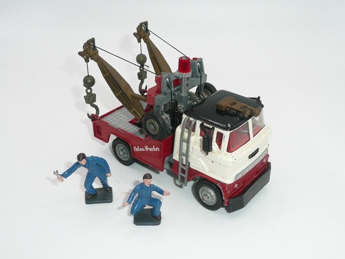 Corgi 1142 holmes - holmes, demolitore