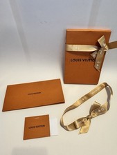 Nuova confezione regalo - confezione, vuota