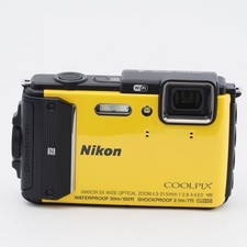 Fotocamera digitale Nikon COOLPIX AW130 impermeabile UHD 4K gialla