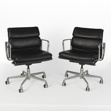 Herman Miller Eames EA435 Nero Coppia Sedie Alluminio Scrivania Originali 'Soft Pad'