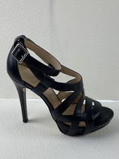 Sandalo nero Guess tacco 12