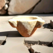 Antico mortaio europeo in