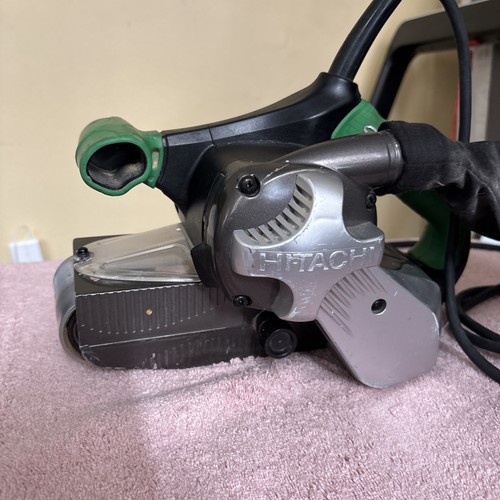 Levigatrice nastro hitachi - a,