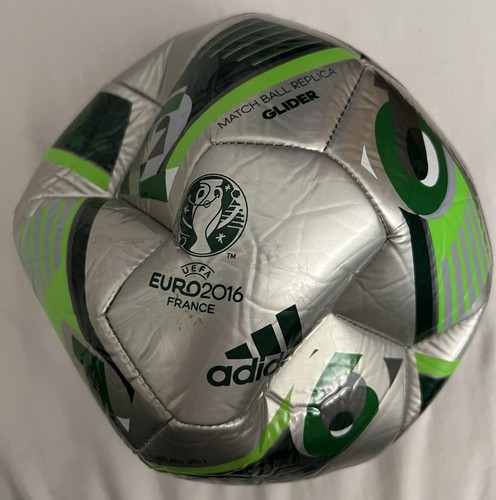 Nuovo adidas matchball replica - nuovo,