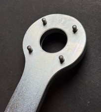 Strumento di montaggio per