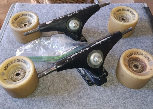 Neil carver skateboard - 50,