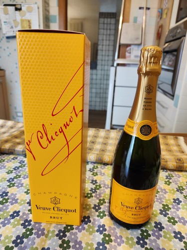 Champagne veuve clicquot brut - veuve,