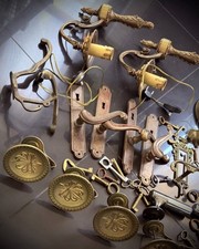 Antichi applique in bronzo