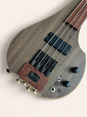 Basso fretless corde scala - fretless,