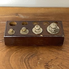 Lotto n. 1311 - Antichi Pesi