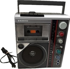 Vintage SANYO PAT-K1F Stereo Mono Radio Lettore Cassette Registratore Karaoke FUNZIONANTE
