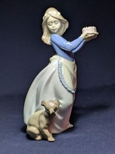 NAO by LLADRO - BAMBINA