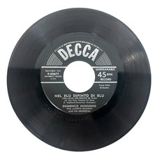 Nel Blu Dipinto Di Blu Mariti