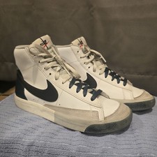 Boys 6Y Nike Blazer  Mid 77