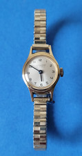 Montre bracelet vintage - &,