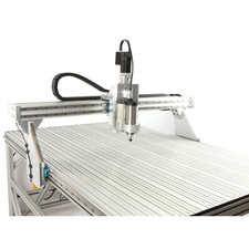 Fresatrice CNC con Servomotori