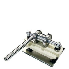 Piccola fustellatrice manuale