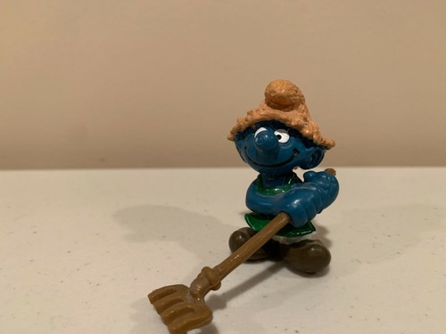 Puffi fienaio contadino puffo