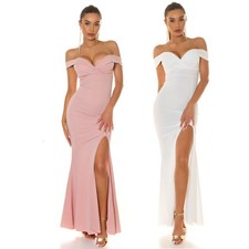 Sexy koucla off the shoulder