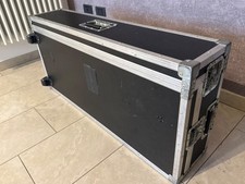 Flight case con - , ruote