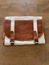 Tito’s Vodka Pelle Tela