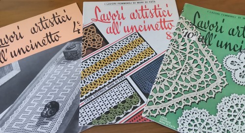 Lavori femminili mani - mani, di