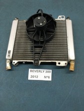 RADIATORE ACQUA CON VENTOLA COME FOTO PIAGGIO BEVERLY IE 300 LED  2011 2016