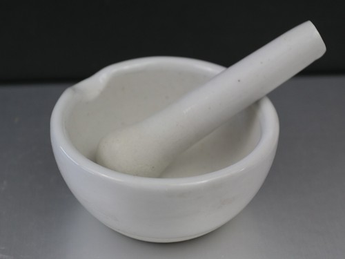 Mortaio porcellana con - mortaio,