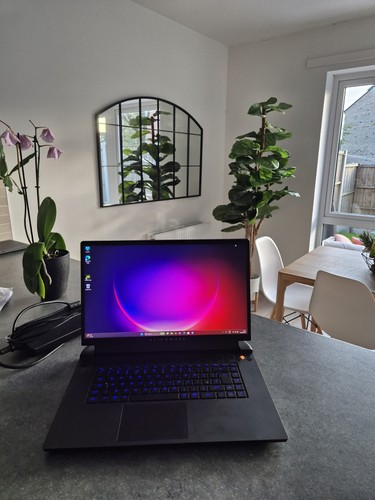 Alienware m17 20 ghz - alienware,