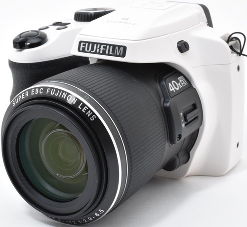 Fujifilm finepix s8200 - finepix,
