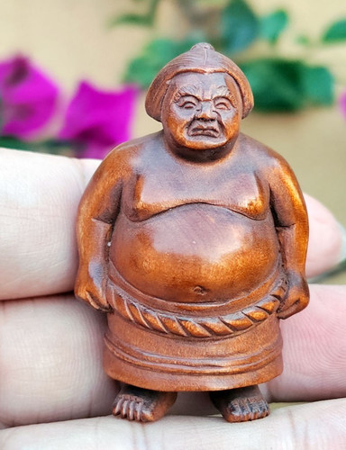M8246 statuina netsuke in - statuina,