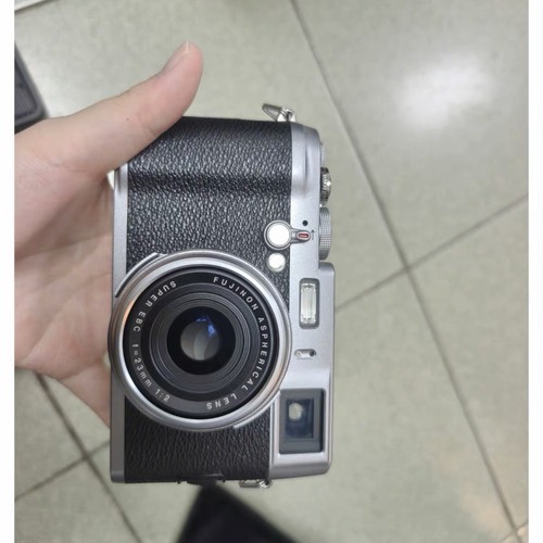 Fujifilm fuji x100 - fuji,