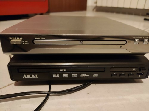 Tre lettori dvd - dvix, akai