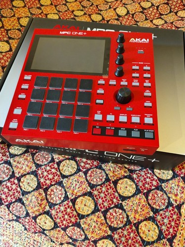 Akai professional mpc - akai,