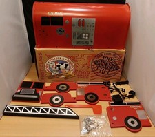 Camion dei pompieri rosso