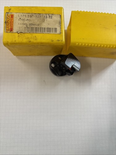 570c pclnl 121 - 32-121.pz, sandvik