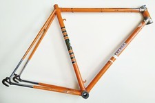 TELAIO BERGA IN ACCIAIO IDEALE PER BICICLETTA DA CORSA A SCATTO FISSO O GRAVEL 