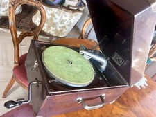 grammofono portatile Victor