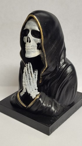 Statua santa muerte - muerte, dipinta
