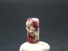 Bella rara gemma - , rosso