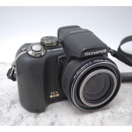 Fotocamera digitale compatta