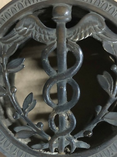 Antica stufa sportello aria