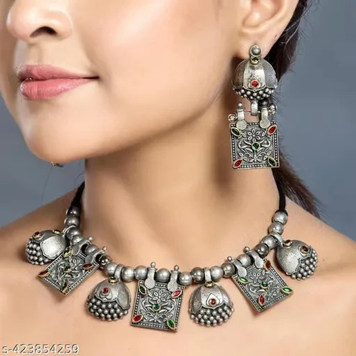 Collana afgana girocollo