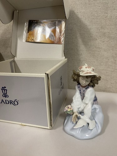 Lladro 6399 generous - lladro,