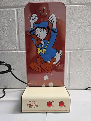 Vecchia lampada vintage disney - vecchia,