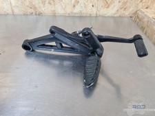 Platino poggiapiedi destro