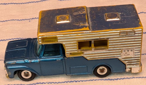 Vintage husky ford camper - vintage,